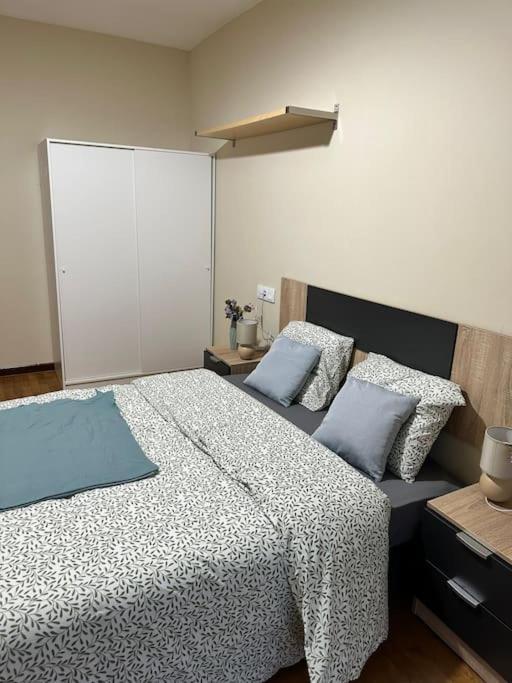 Apartamento Con Vistas A La Montana Infiesto Luaran gambar