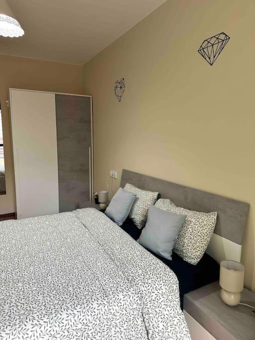Apartamento Con Vistas A La Montana Infiesto Luaran gambar